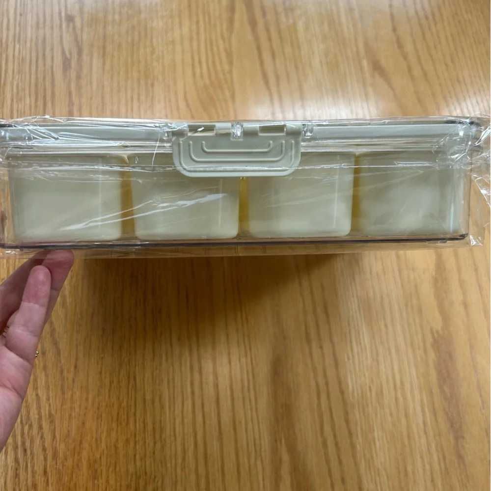 Snackle Box Container Divided Serving Tray Snack Box with Quaker‎ Branding - NEW